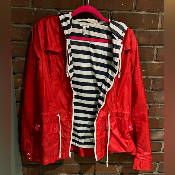 Splendid Red Rain Jacket W/ Striped Interior Size L - Picture 2 of 5